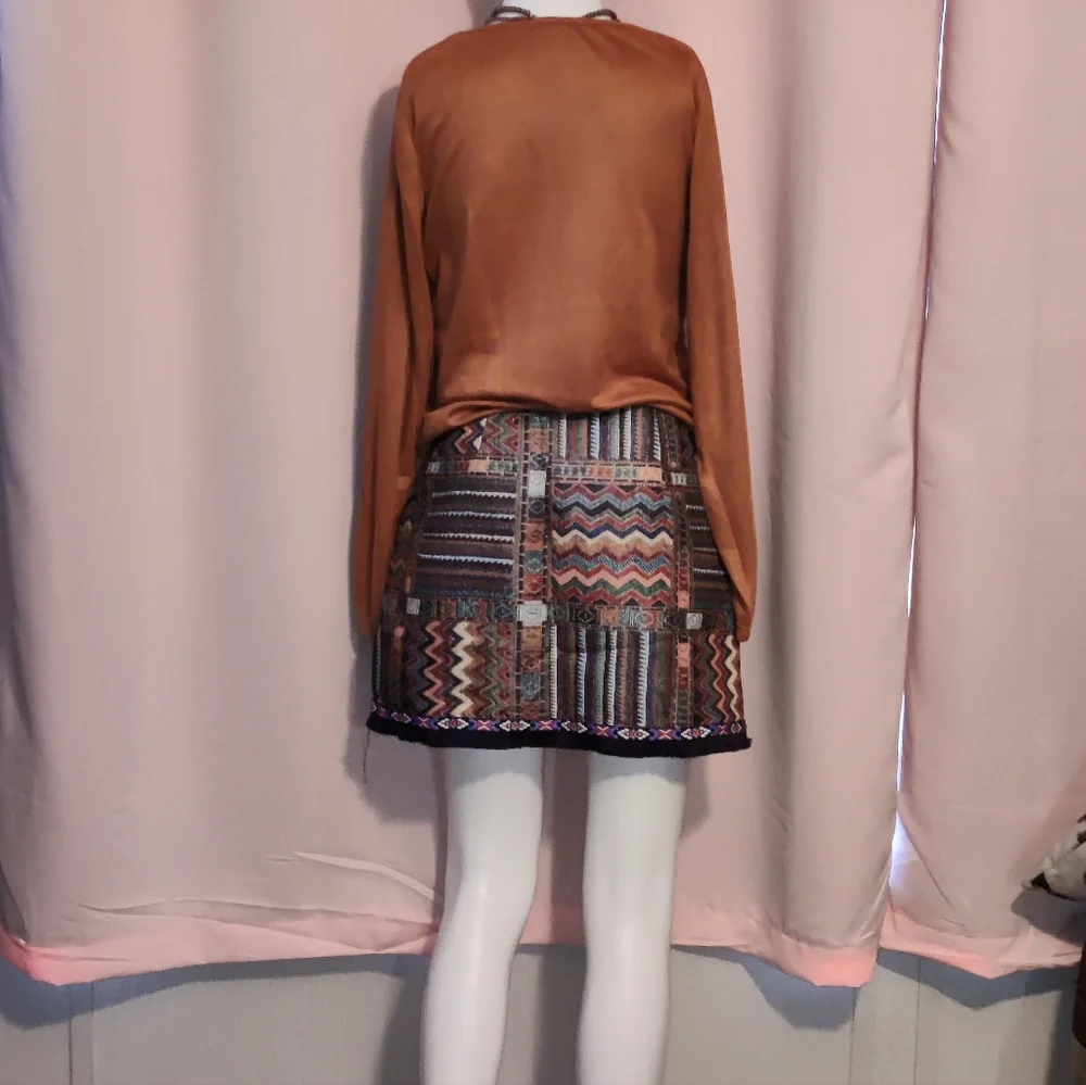 ***NWT-UPC- Studded Detail Fringed Tee - Picture 3 of 3